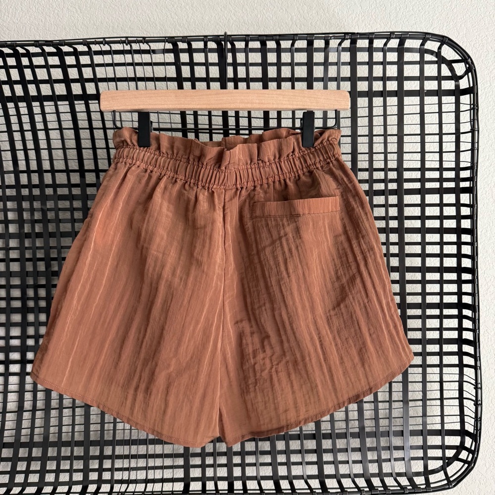 Varley Harmon high rise shorts - Picture 6 of 9